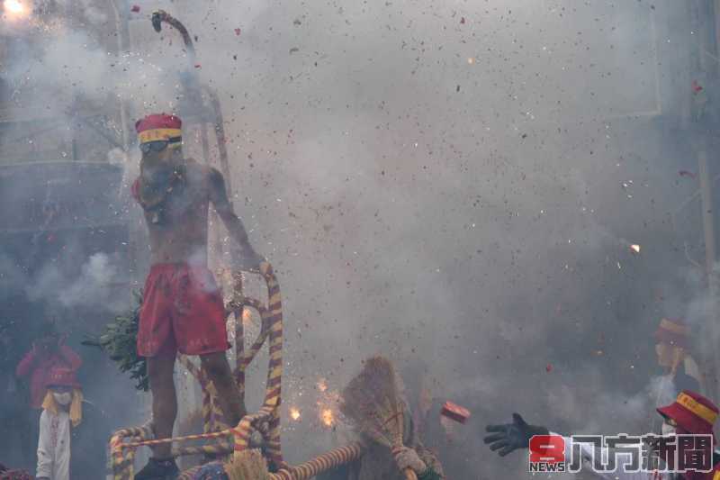 煙火、炮炸、祈福 台東元宵系列活動亮點多