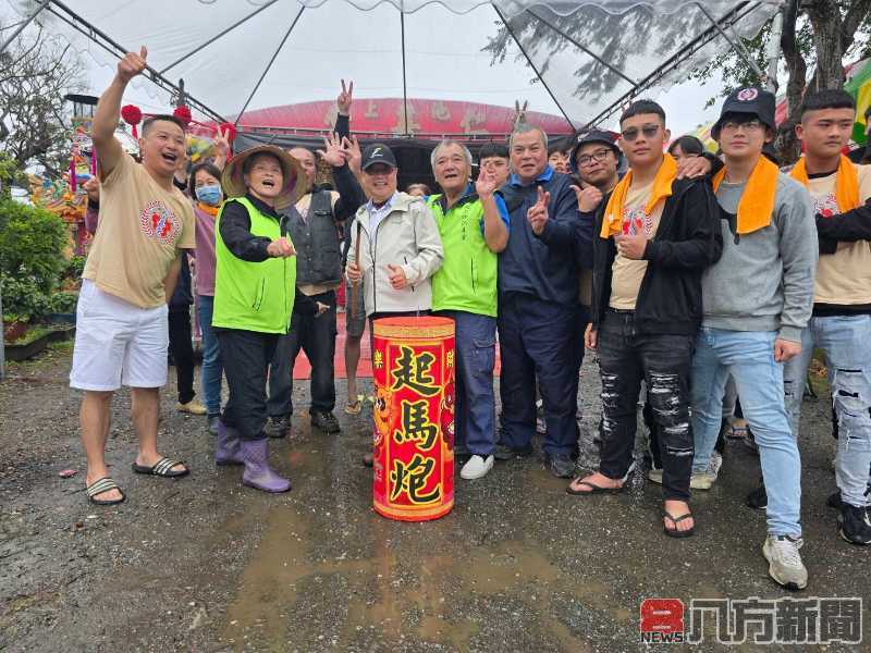 池上鄉元宵擔飯藝陣踩街活動 12日熱鬧滾滾直至深夜