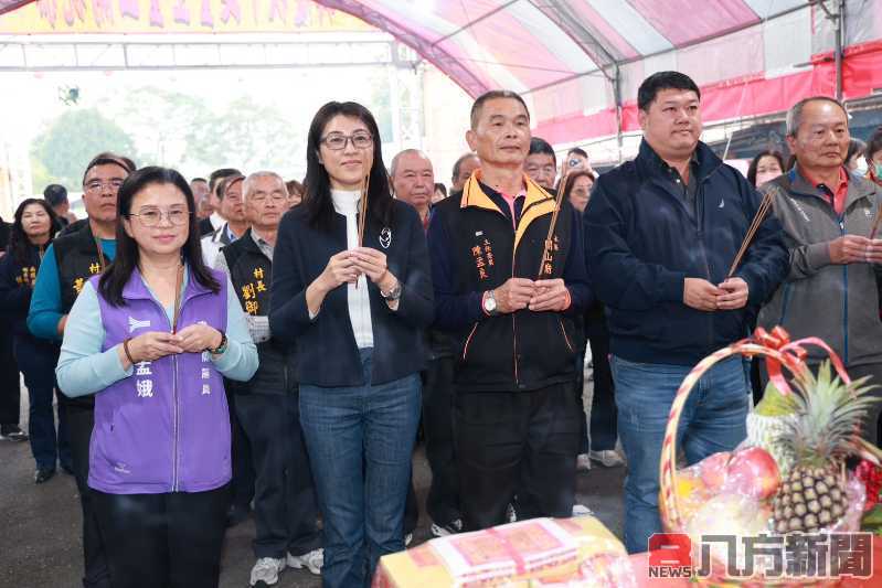 鹿谷永隆開山廟慶祝開山聖王聖誕暨重建142週年 許縣長獻香祈福